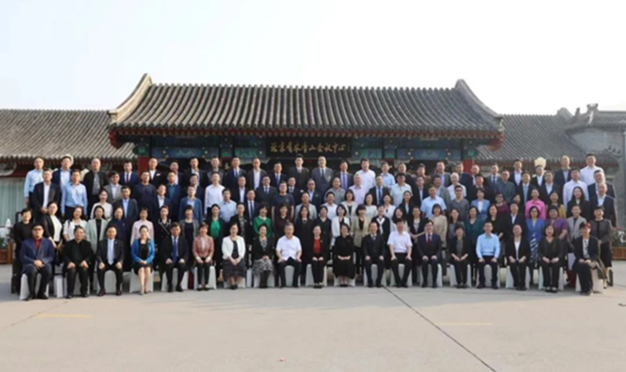 赤子心 強(qiáng)國(guó)夢(mèng)丨海杰亞醫(yī)療董事長(zhǎng)黃乾富當(dāng)選北京市海淀地區(qū)海外聯(lián)誼會(huì)第九屆副會(huì)長(zhǎng)